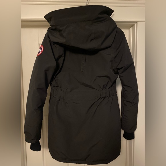 Canada Goose Trillium Parka - Picture 2 of 8